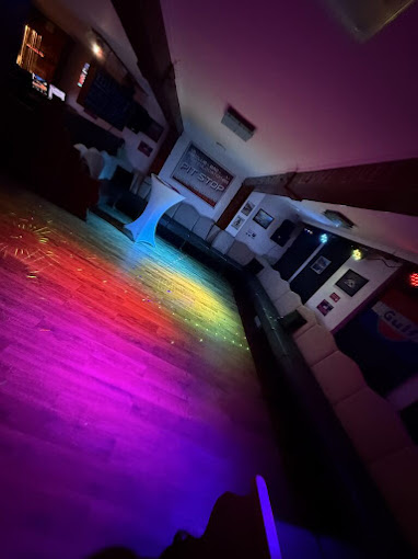 Clubraum des PitStop Clubs bei einer Veranstaltung